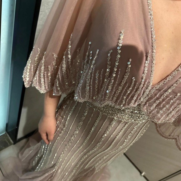 Beautiful lavendar dress 💖 - Picture 2 of 5